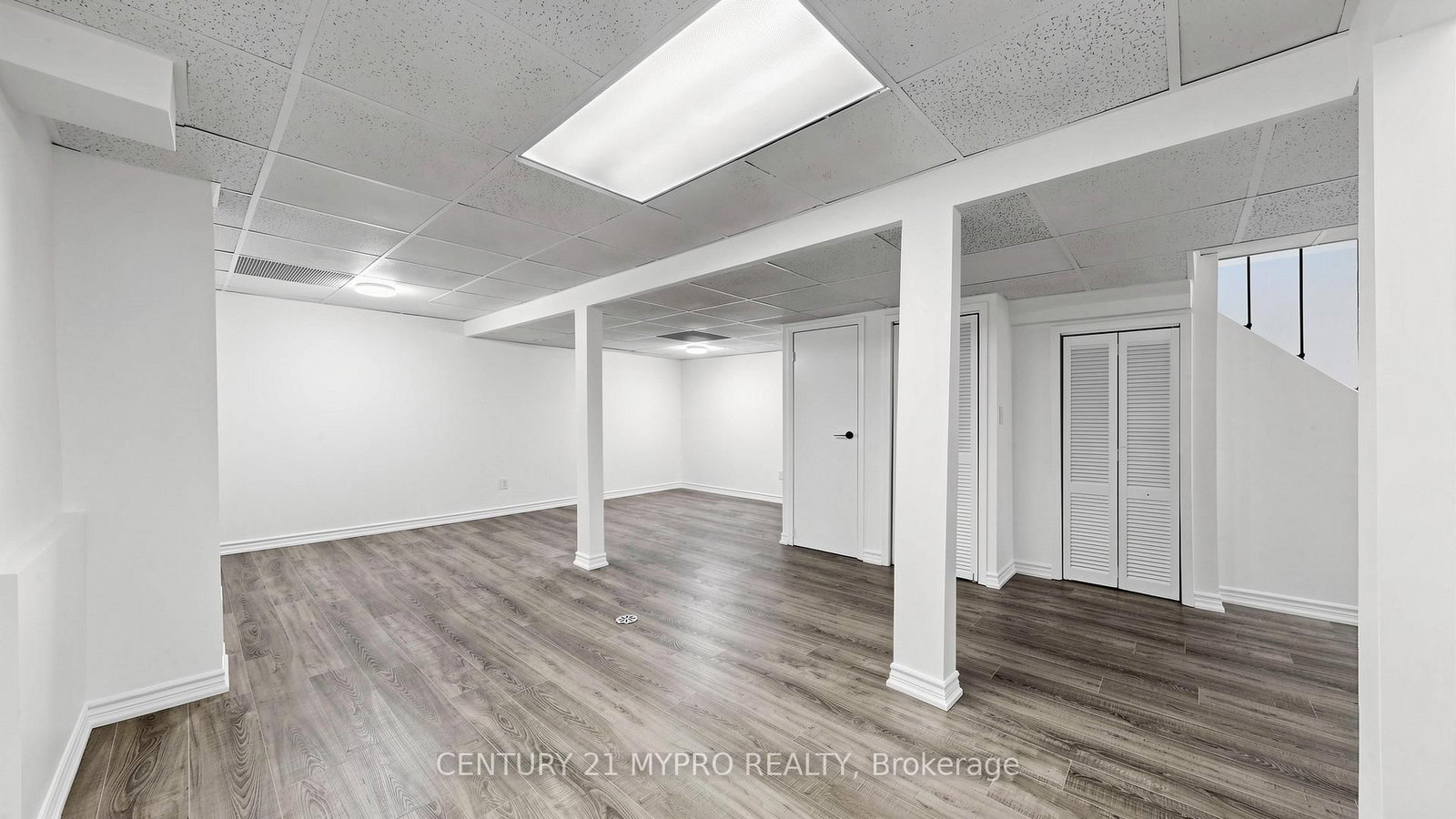 1399 Anton Square - Photo 34