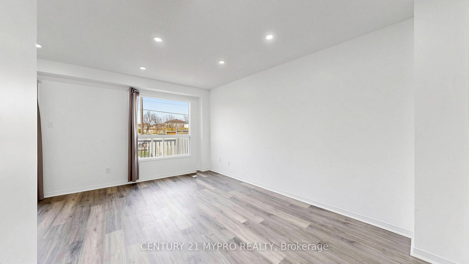 1399 Anton Square - Photo 4