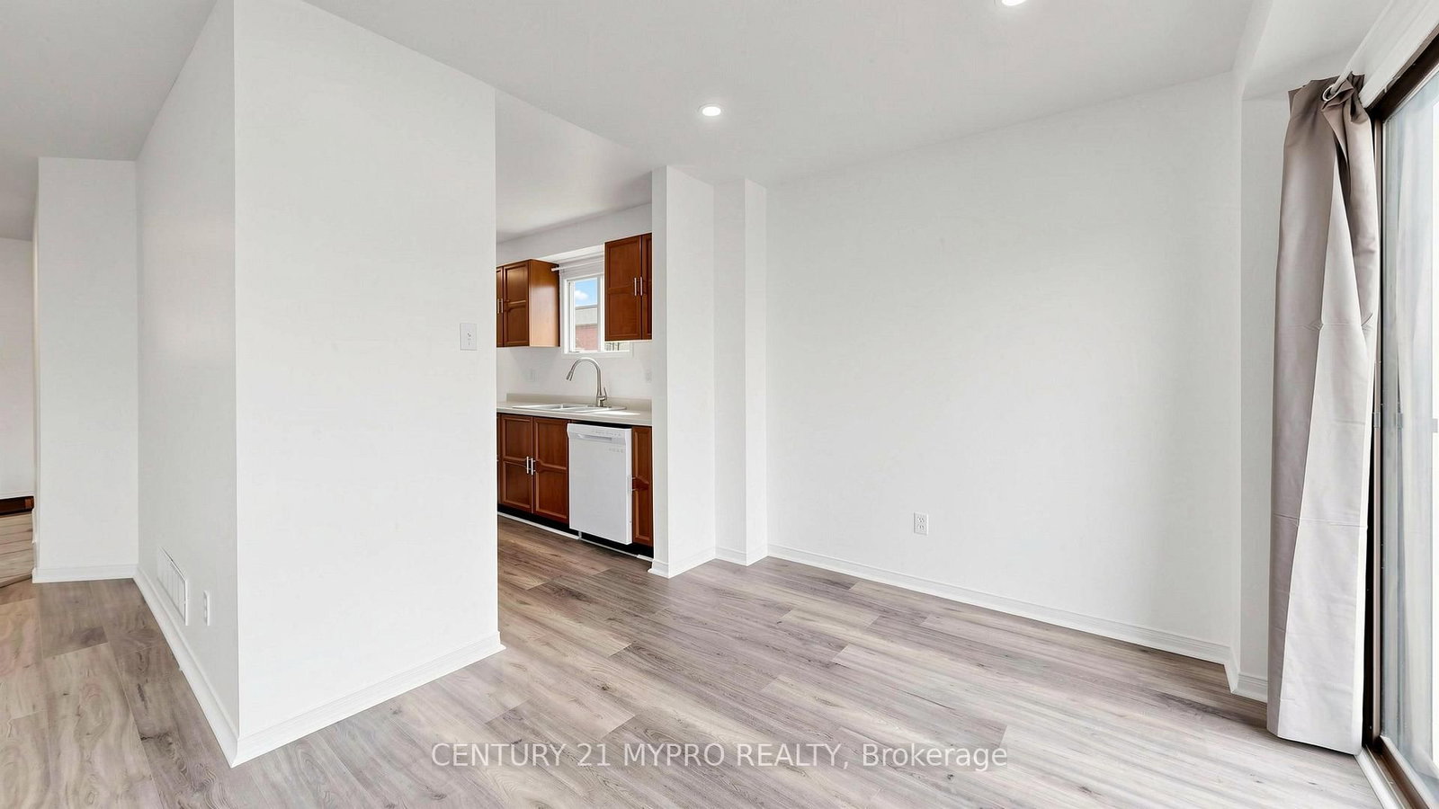 1399 Anton Square - Photo 7