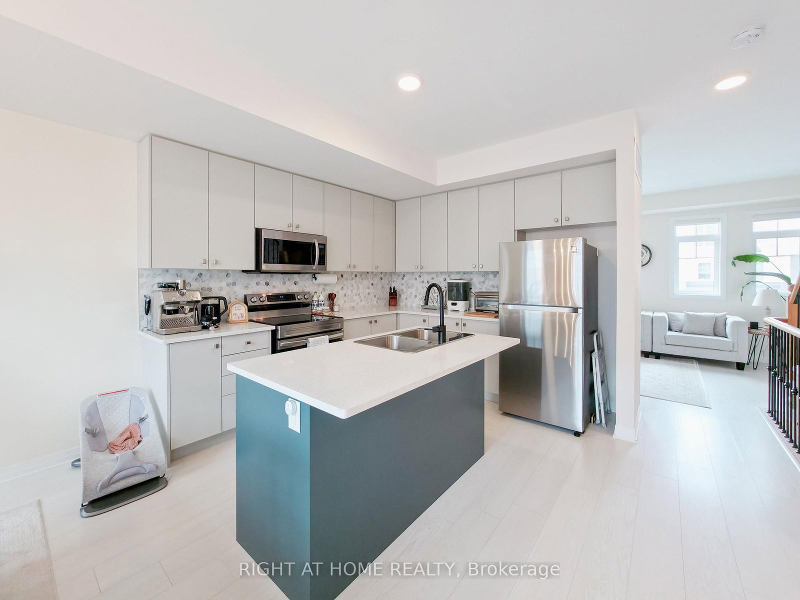 15 Ambereen Place - Photo 14