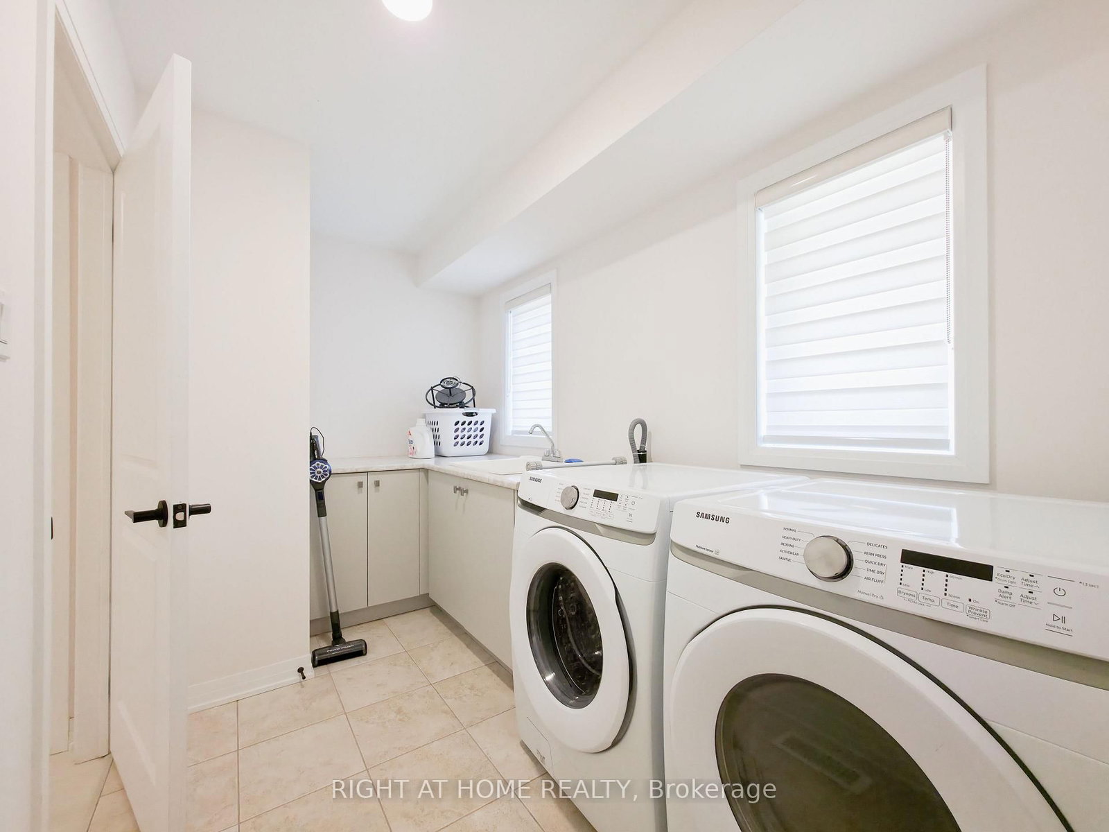 15 Ambereen Place - Photo 8