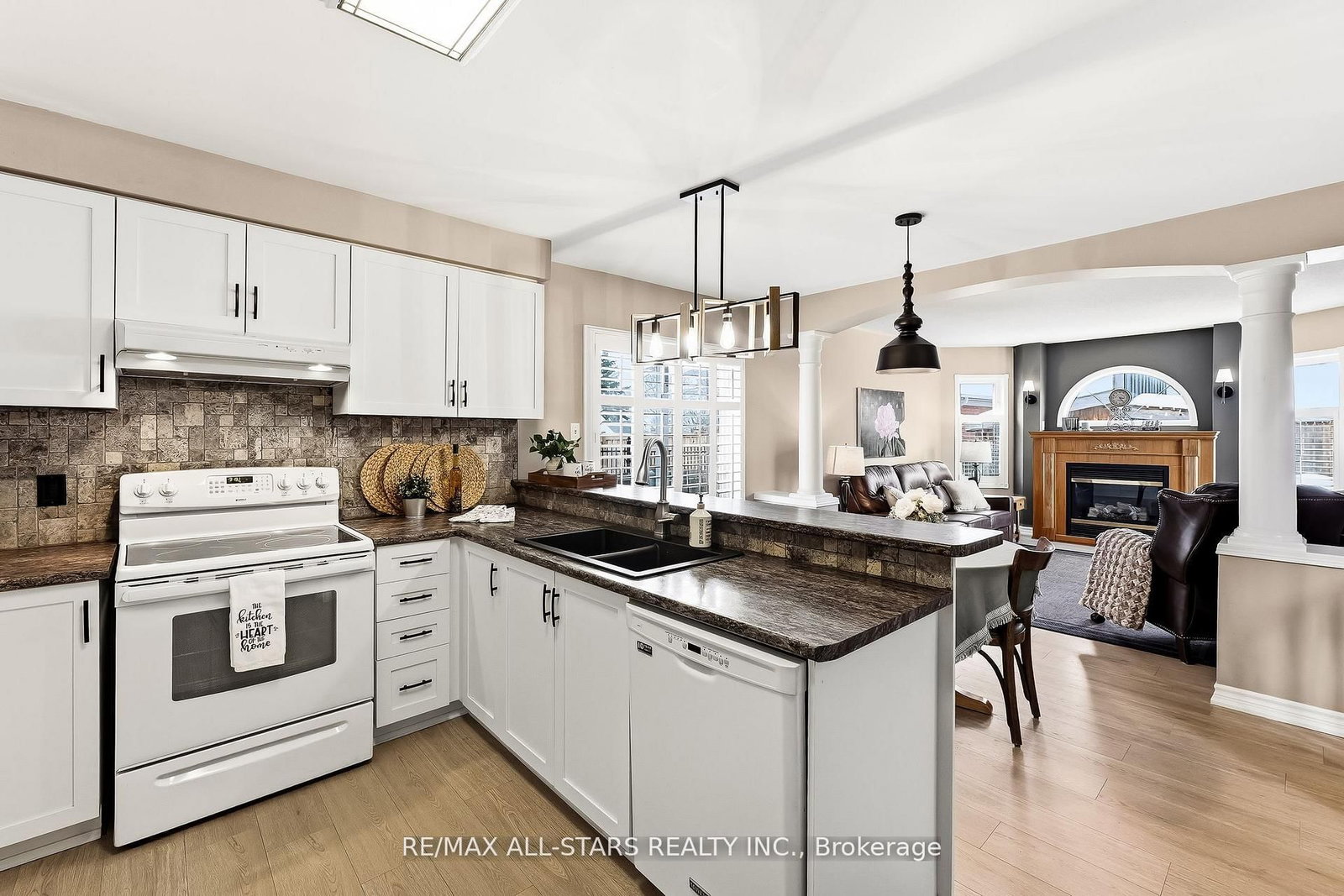 69 Matthewson Place - Photo 14