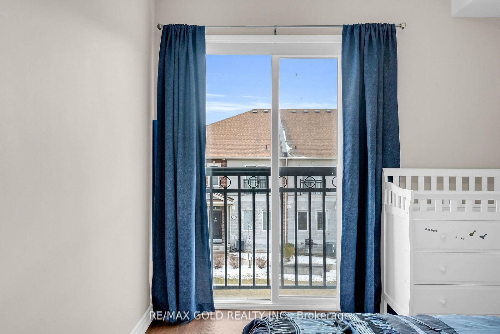 1030 Dunsley Way, Unit 06 - Photo 16