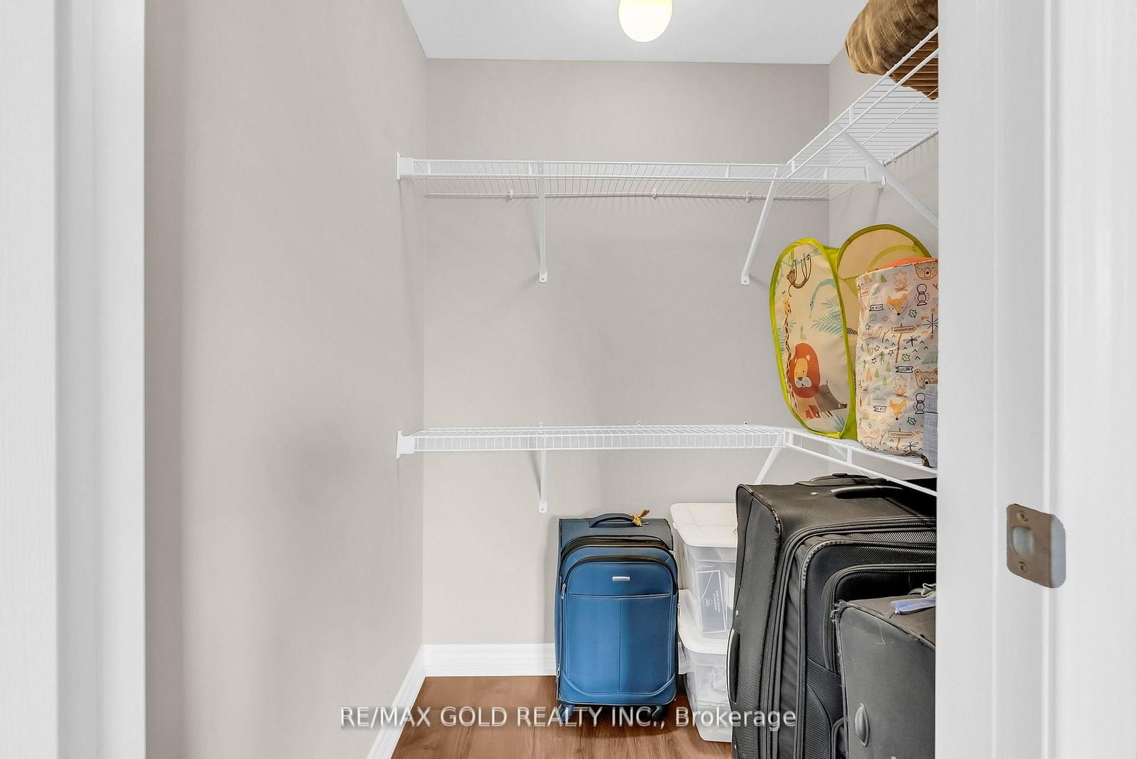 1030 Dunsley Way, Unit 06 - Photo 18