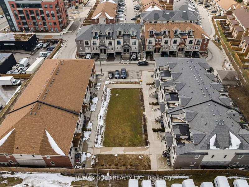 06 - 1030 Dunsley Way, Whitby, L1N 0L5 | Image 2