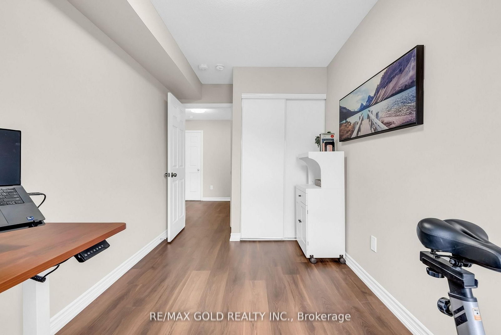 1030 Dunsley Way, Unit 06 - Photo 20