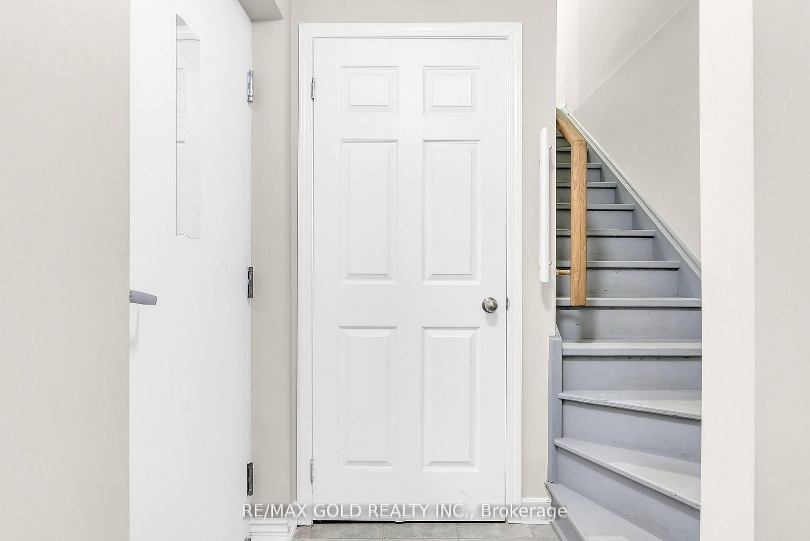 1030 Dunsley Way, Unit 06 - Photo 30