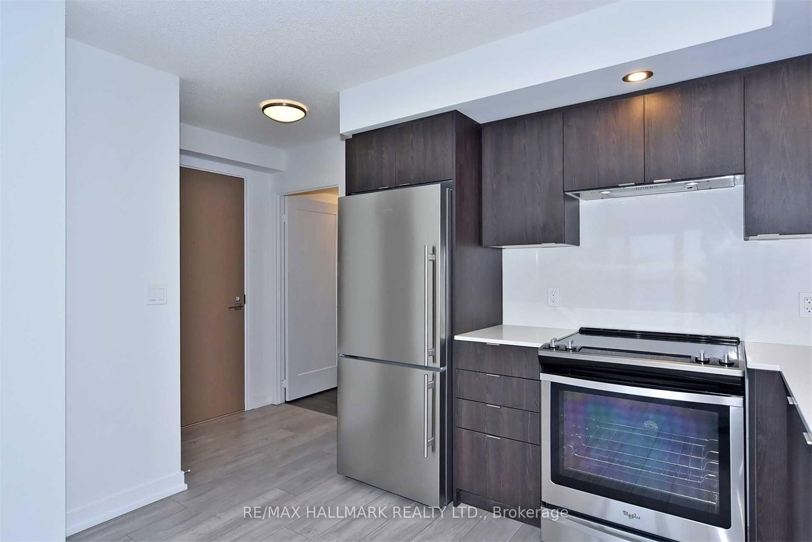 225 Village Green Square, Unit 1308 - Photo 3