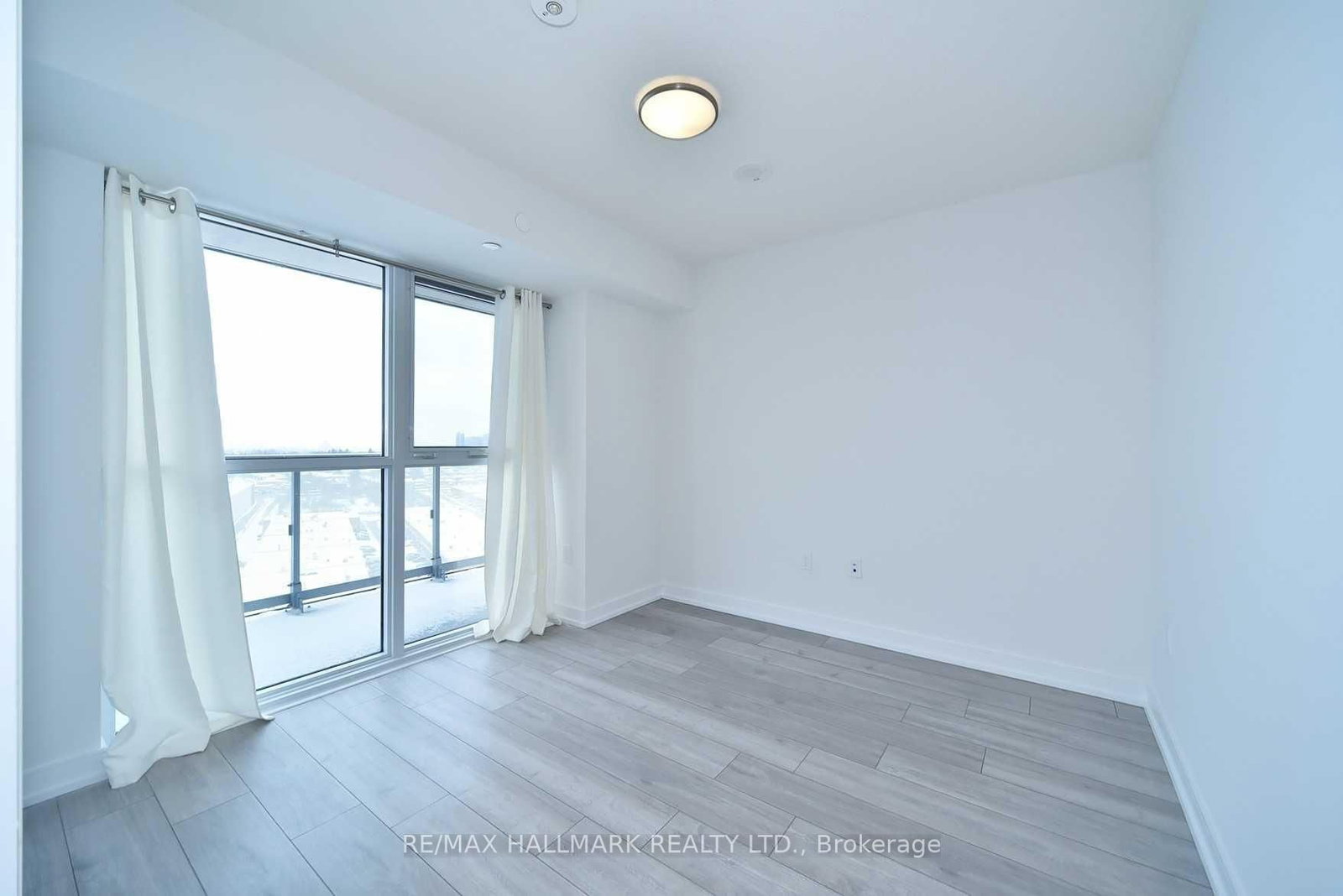 225 Village Green Square, Unit 1308 - Photo 7