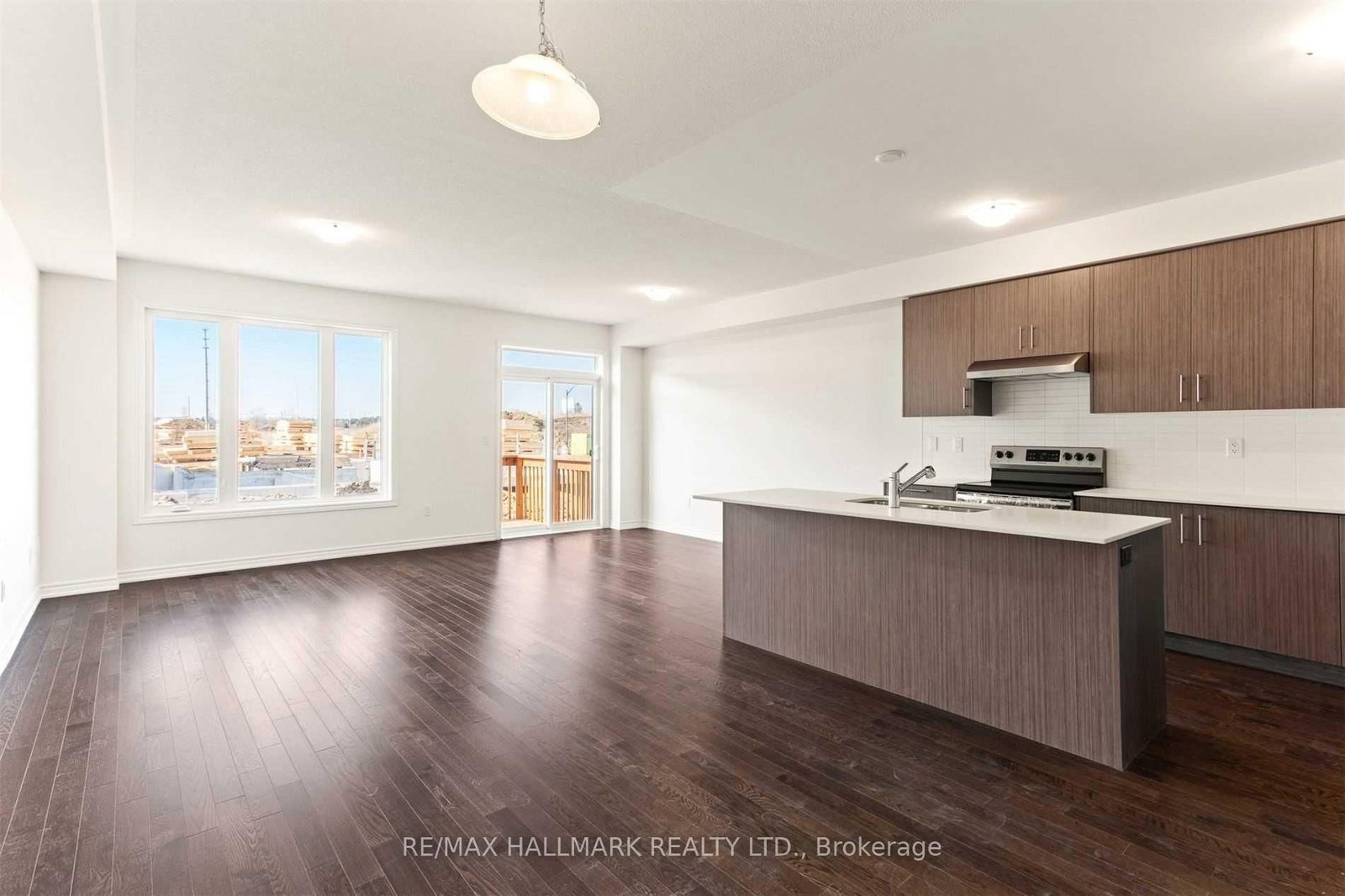 103 Laing Drive - Photo 5