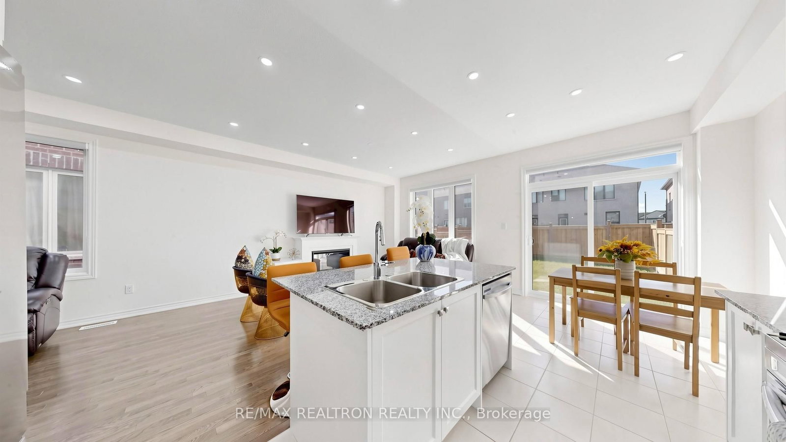 10 Hinkson Street - Photo 17