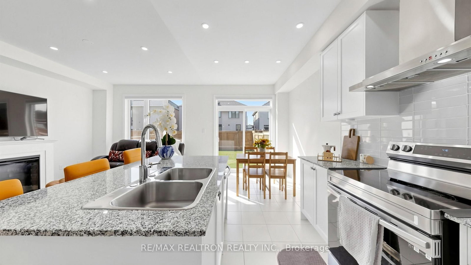 10 Hinkson Street - Photo 19