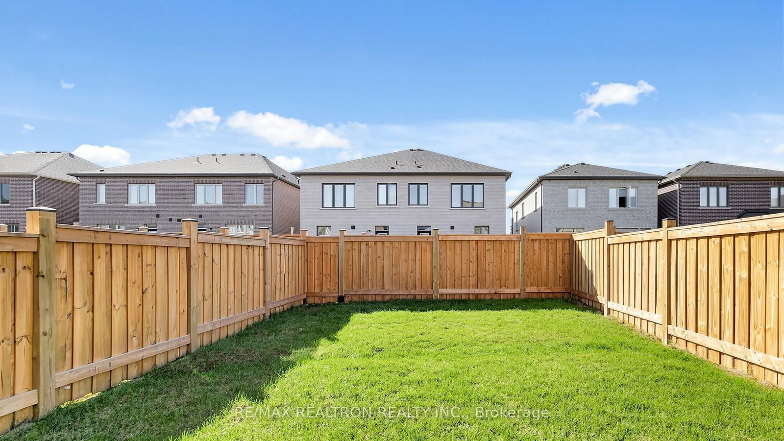 10 Hinkson Street - Photo 40