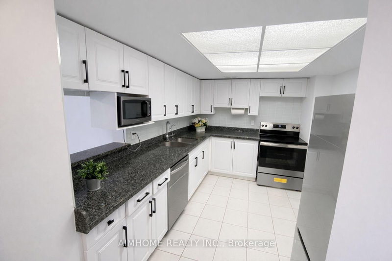 201 - 275 Bamburgh Circ, Toronto, M1W 3X4 | Image 2