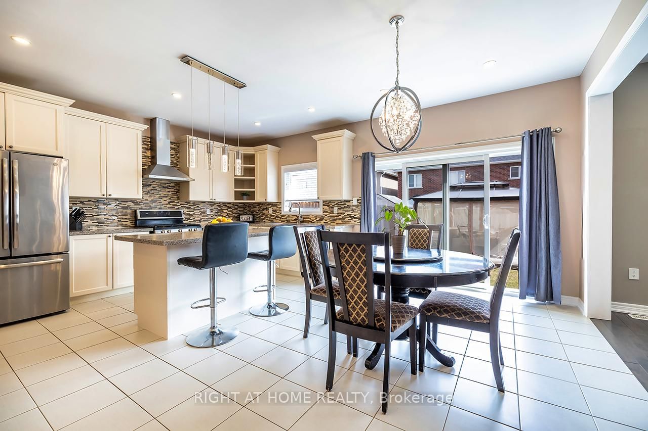 1663 Irvine Scott Street - Photo 13