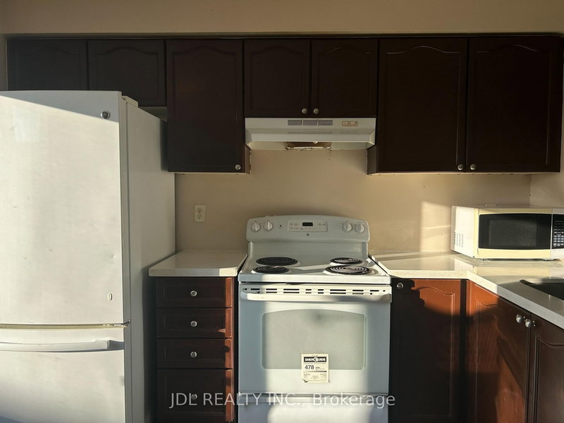 233A Rouge River Dr Dr, Toronto, M1B 6H2 | Image 2