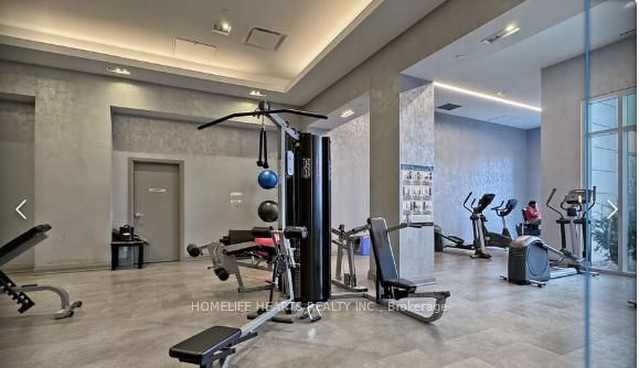 20 Meadowglen Place E, Unit 822 - Photo 31