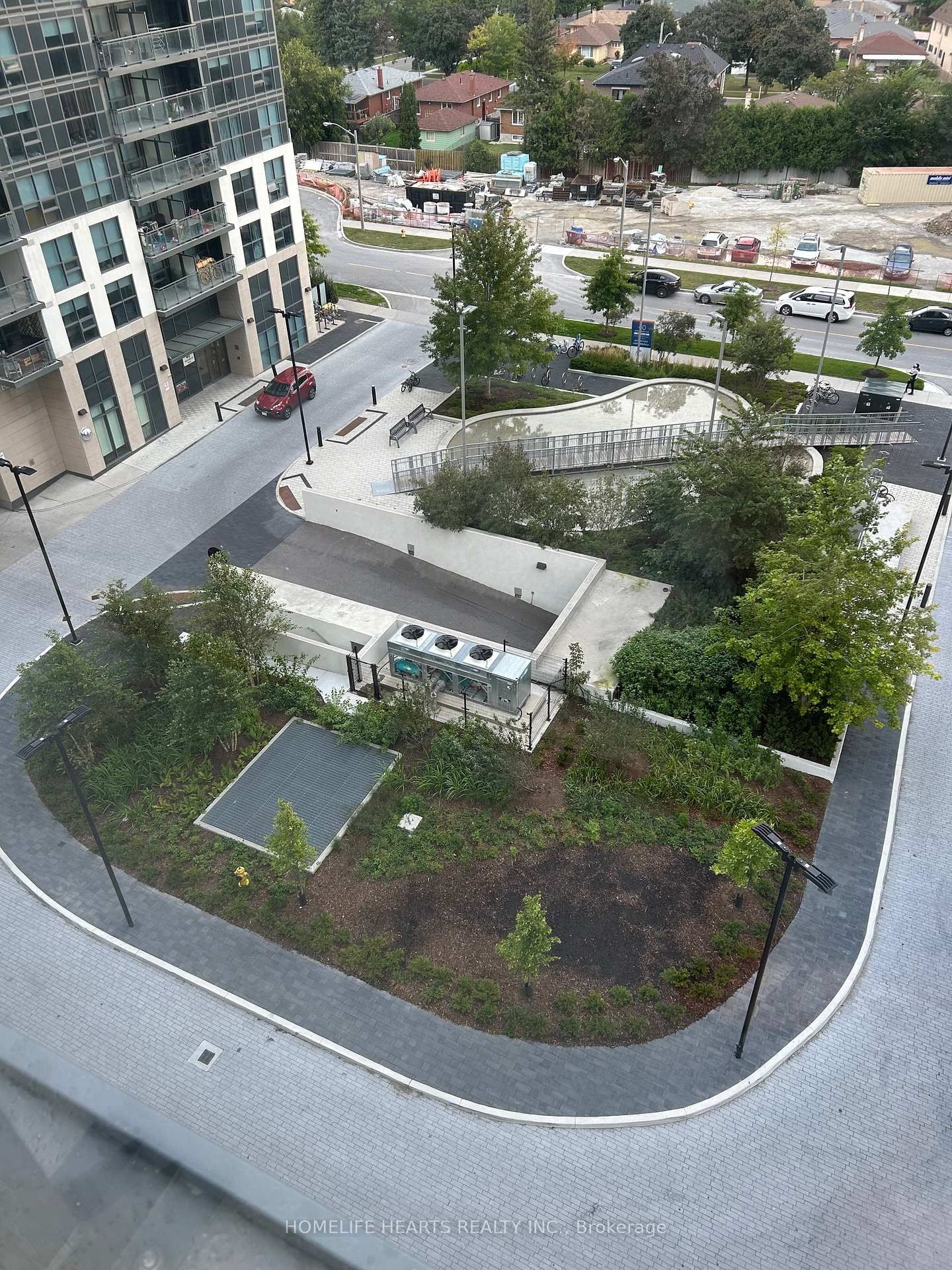 20 Meadowglen Place E, Unit 822 - Photo 4