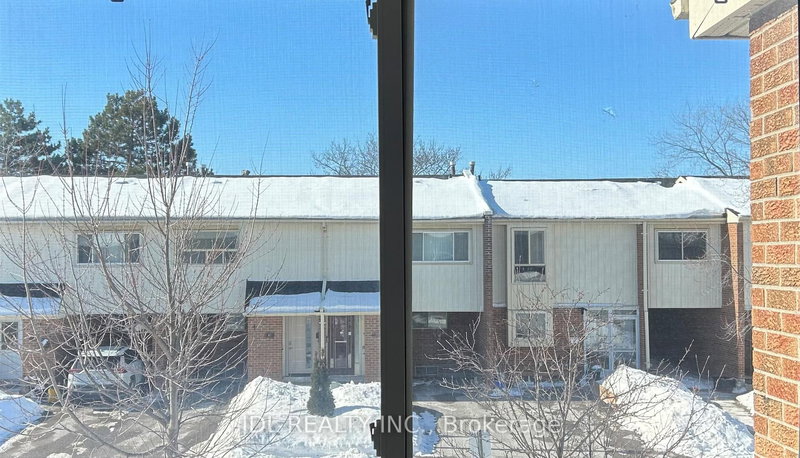 17 - 2451 Bridletowne Cir Circ, Toronto, M1W 2Y4 | Image 2