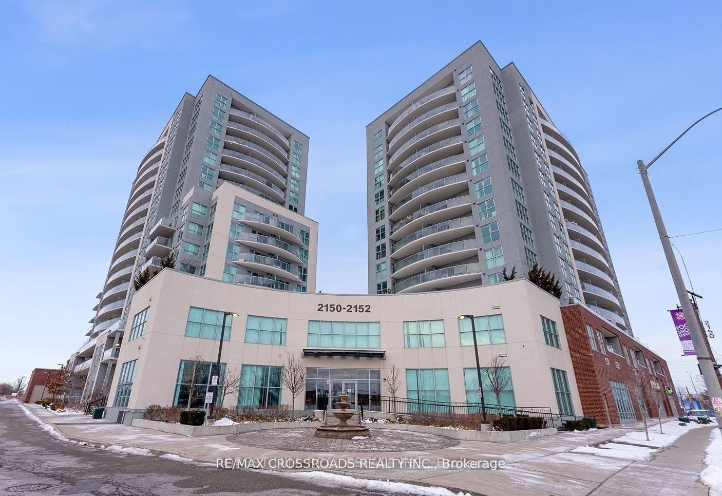 2152 Lawrence Avenue E, Unit 805