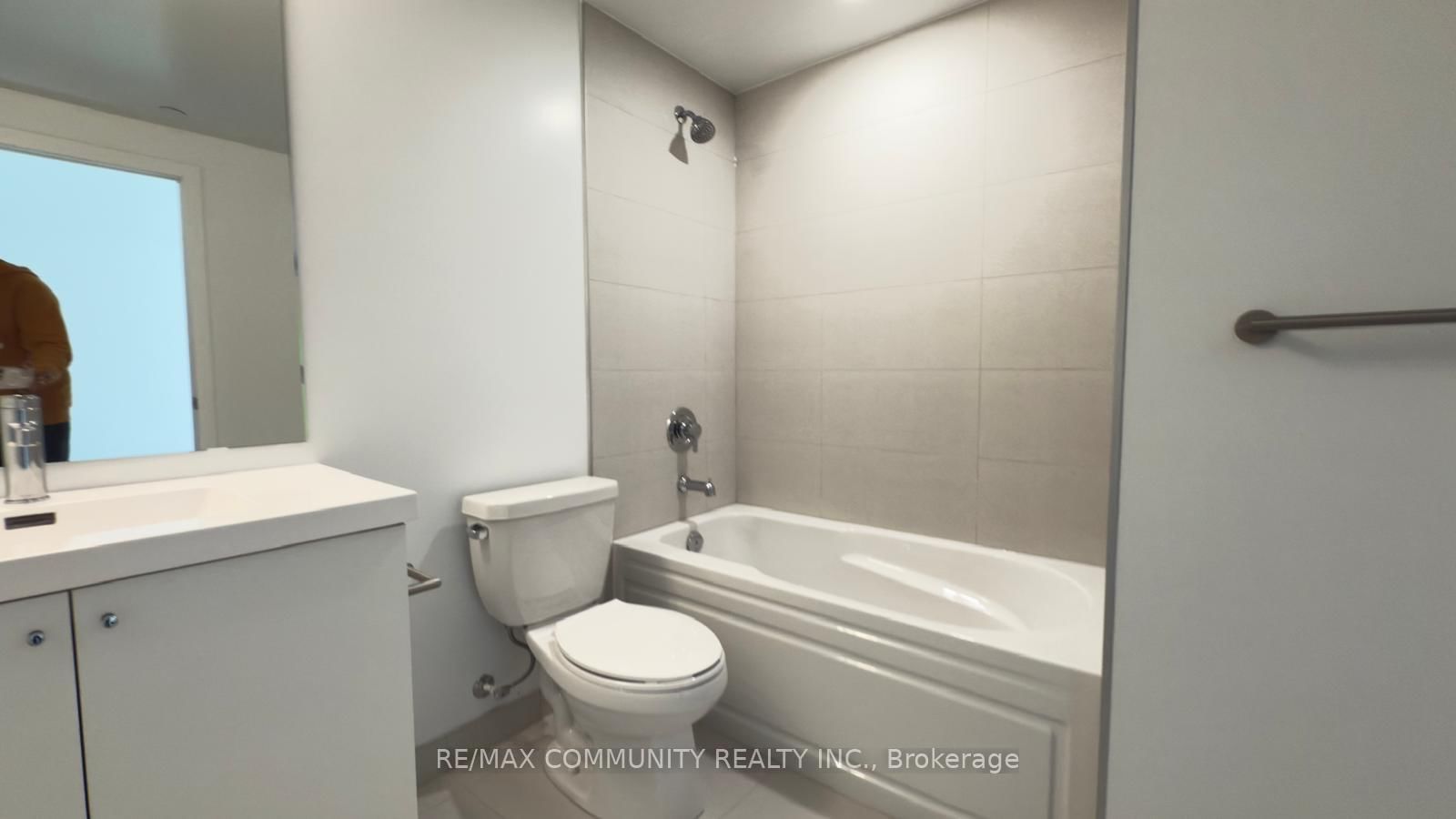 2545 Simcoe Street N, Unit 319 - Photo 13