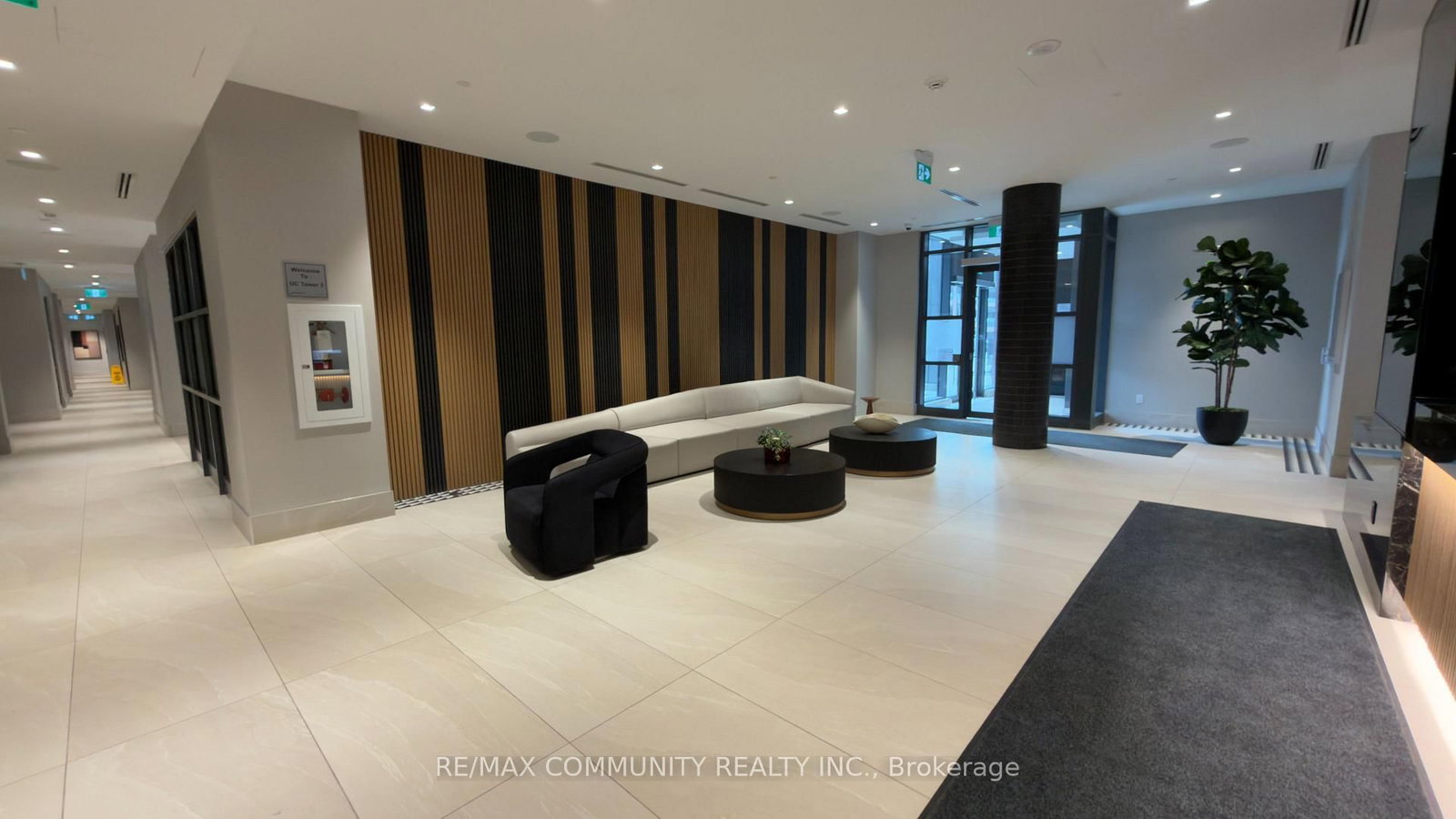 2545 Simcoe Street N, Unit 319 - Photo 3