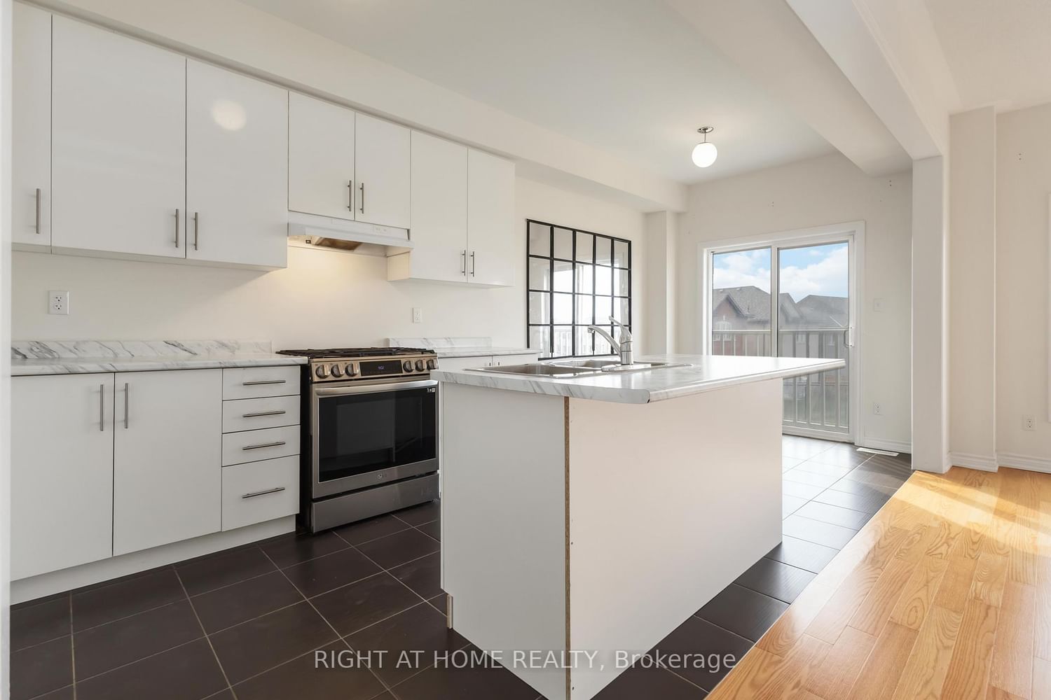 1111 Skyridge Boulevard - Photo 11