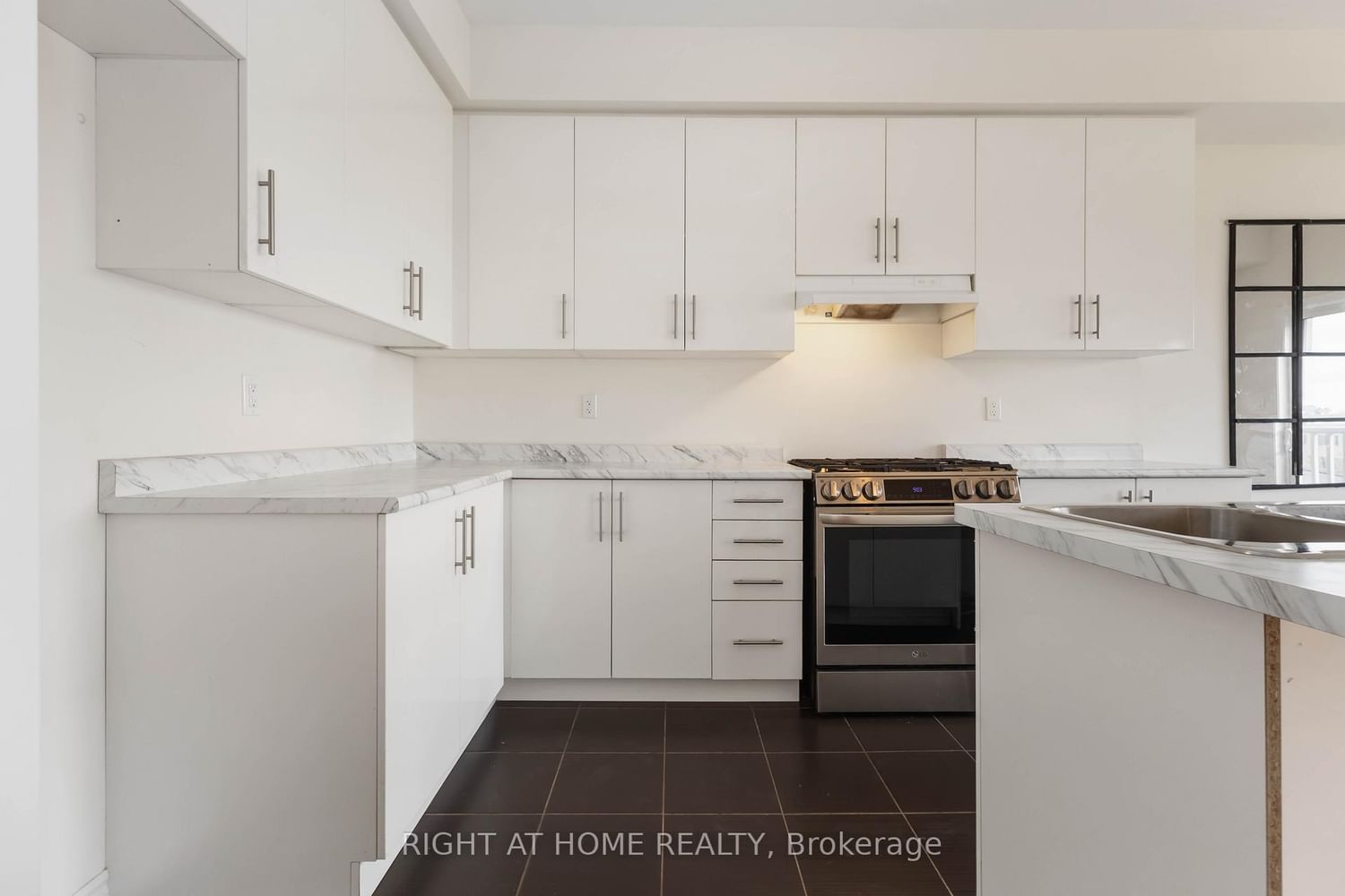 1111 Skyridge Boulevard - Photo 12