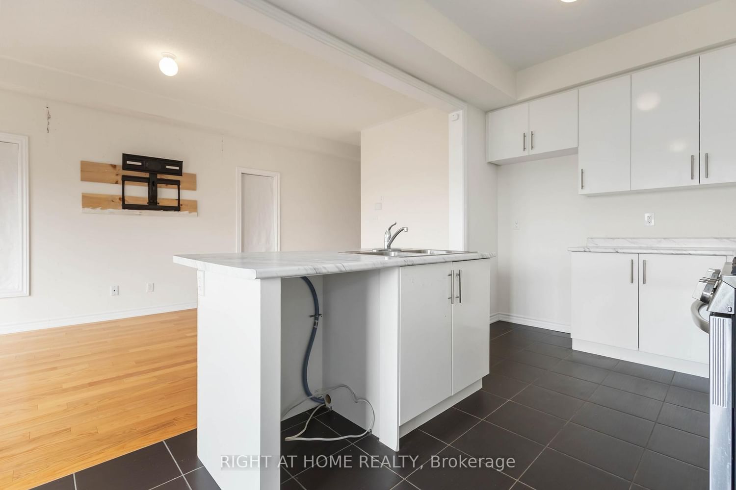 1111 Skyridge Boulevard - Photo 15