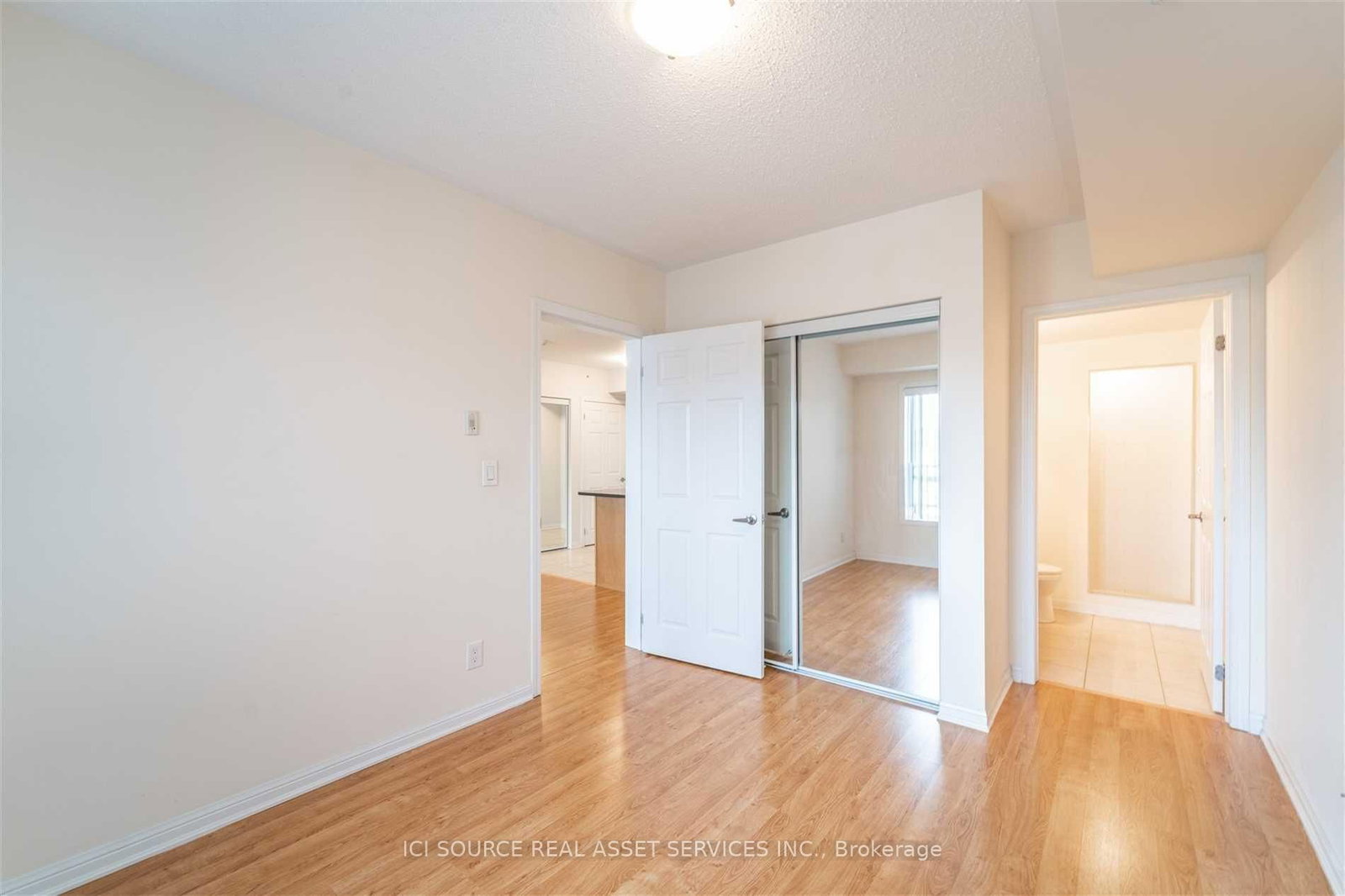 60 Mendelssohn Street E, Unit 427 - Photo 6