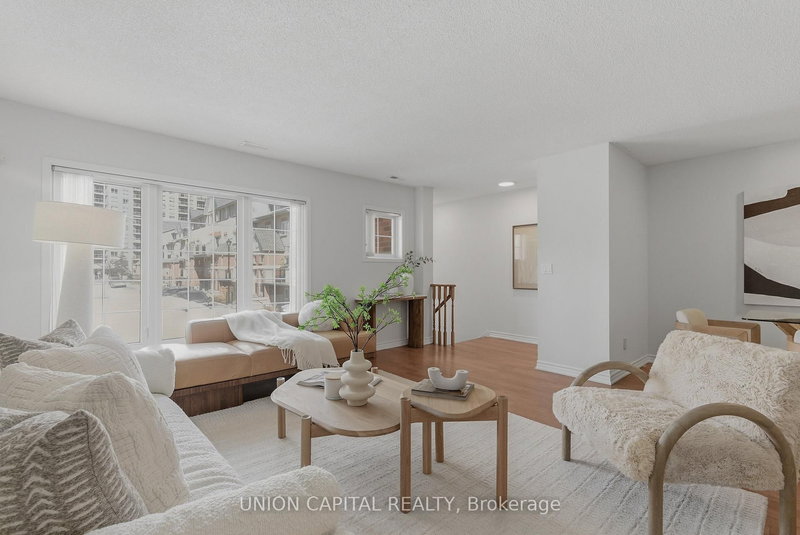 home for lease on 120-1400 The Esplanade null N