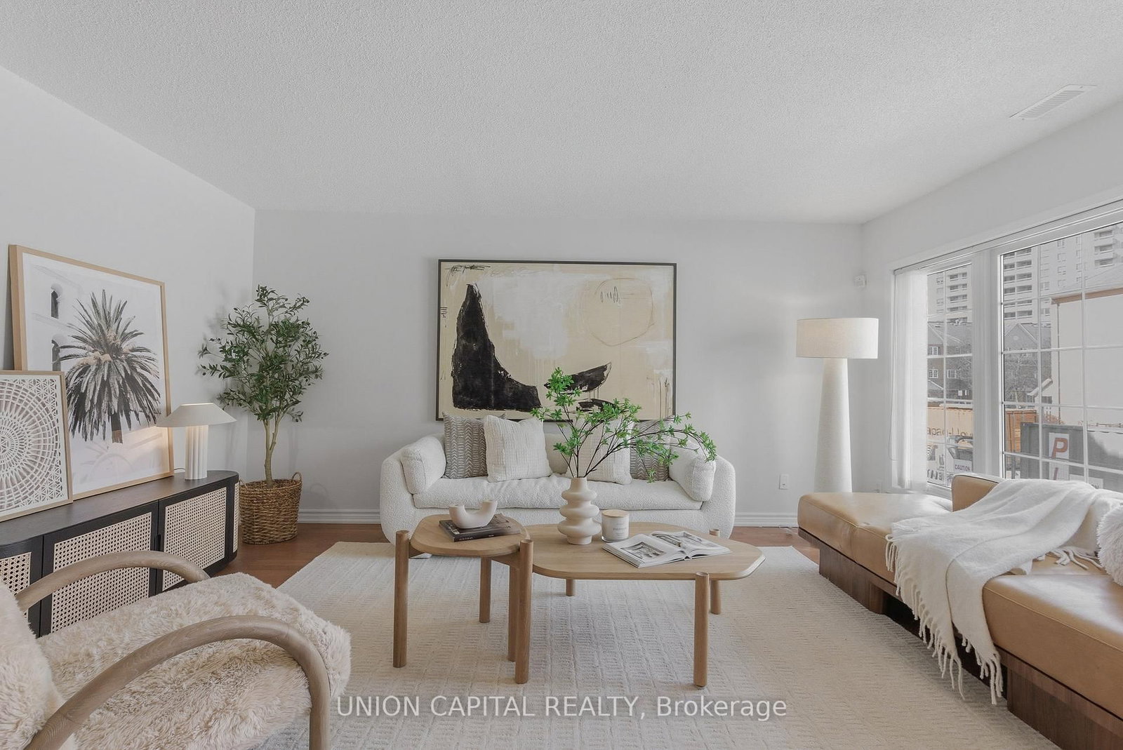 1400 The Esplanade N, Unit 120 - Photo 2