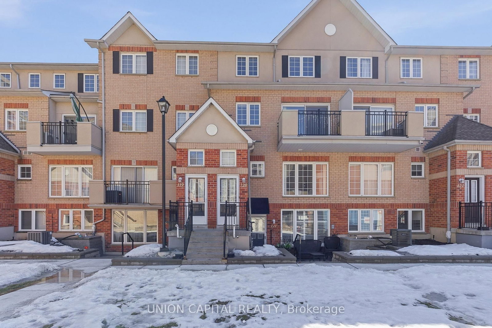 1400 The Esplanade N, Unit 120 - Photo 32