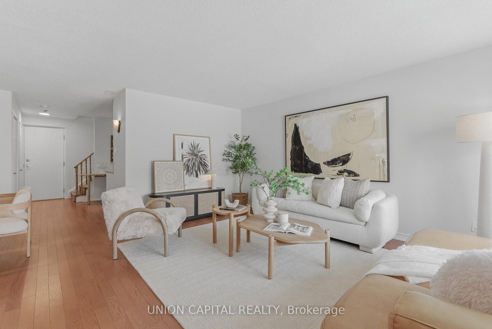 1400 The Esplanade N, Unit 120 - Photo 4