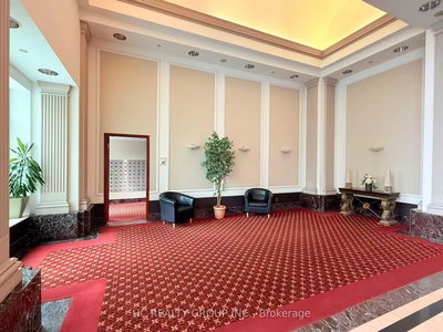 2205-11 Lee Centre Drive, Toronto, Ontario image-0-4