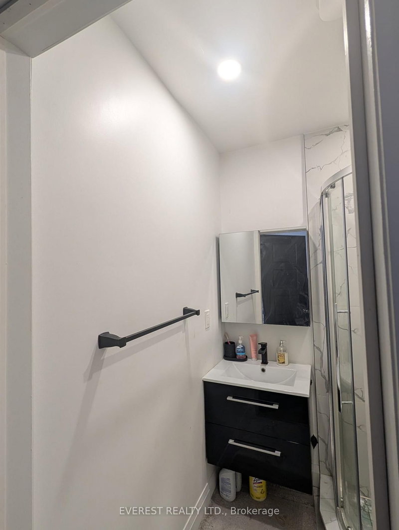 11 Kecala Rd S, Toronto, M1P 1K5 | Image 3