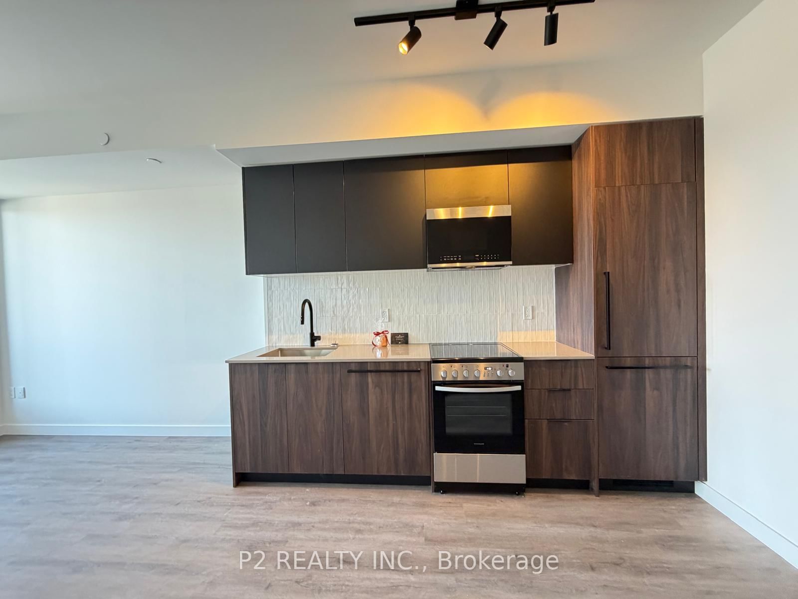 1635 MILITARY Trail, Unit 419 - Photo 2