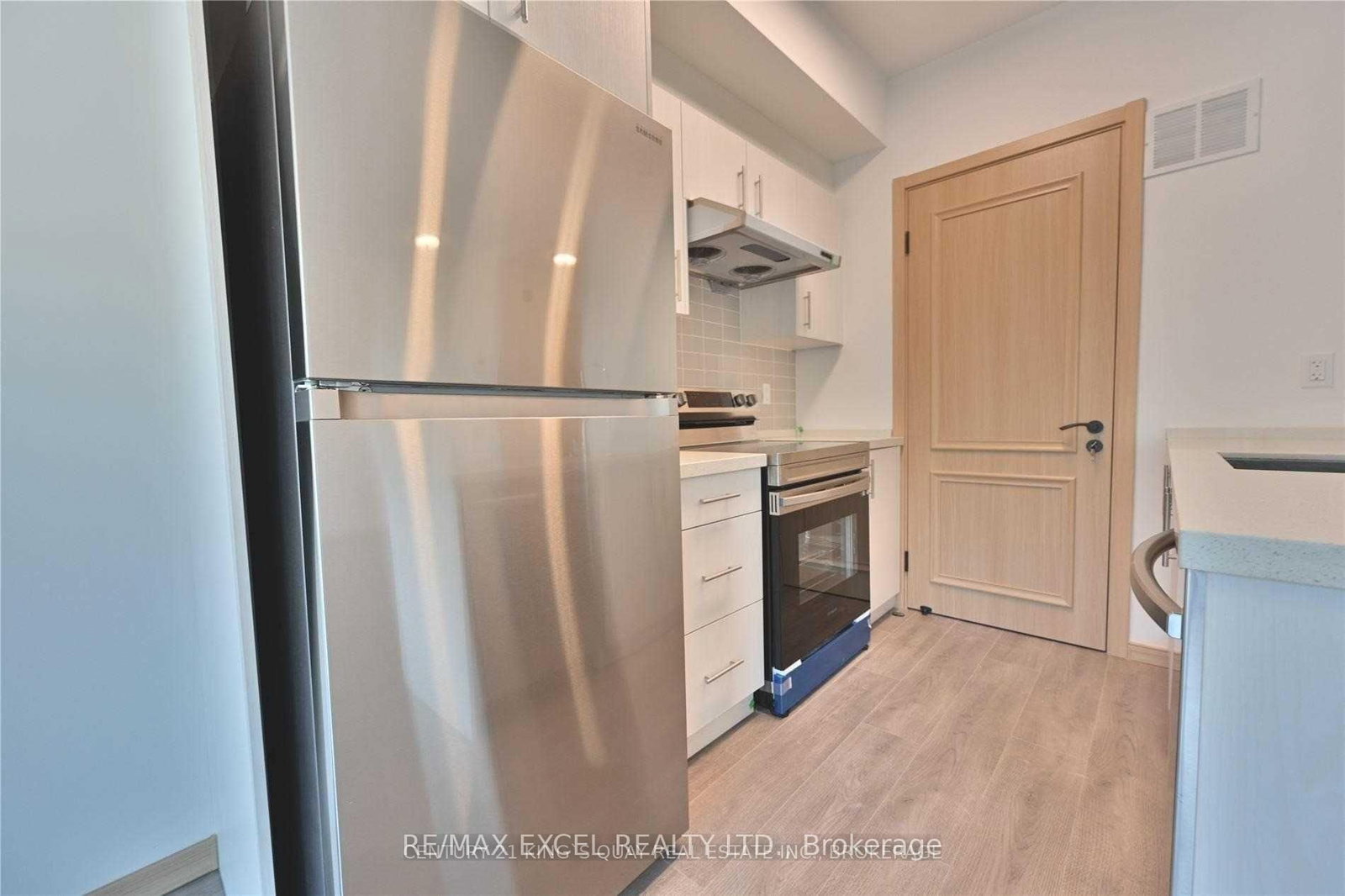 200 Chester Le Boulevard, Unit D308 - Photo 4