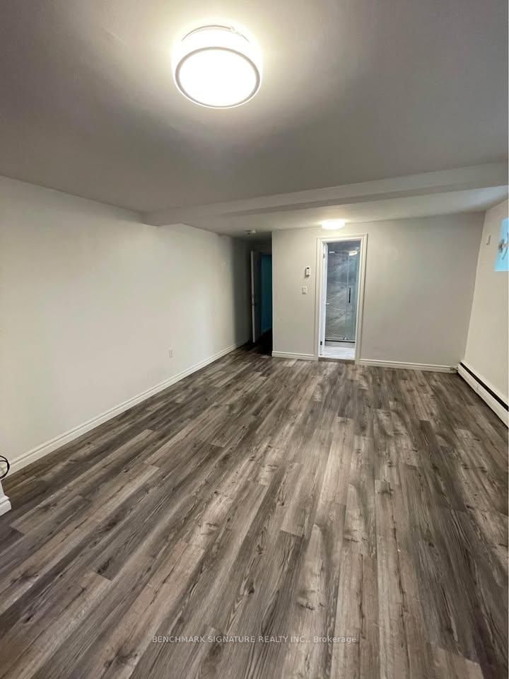 575 Birchmount Road, Unit B - Photo 3