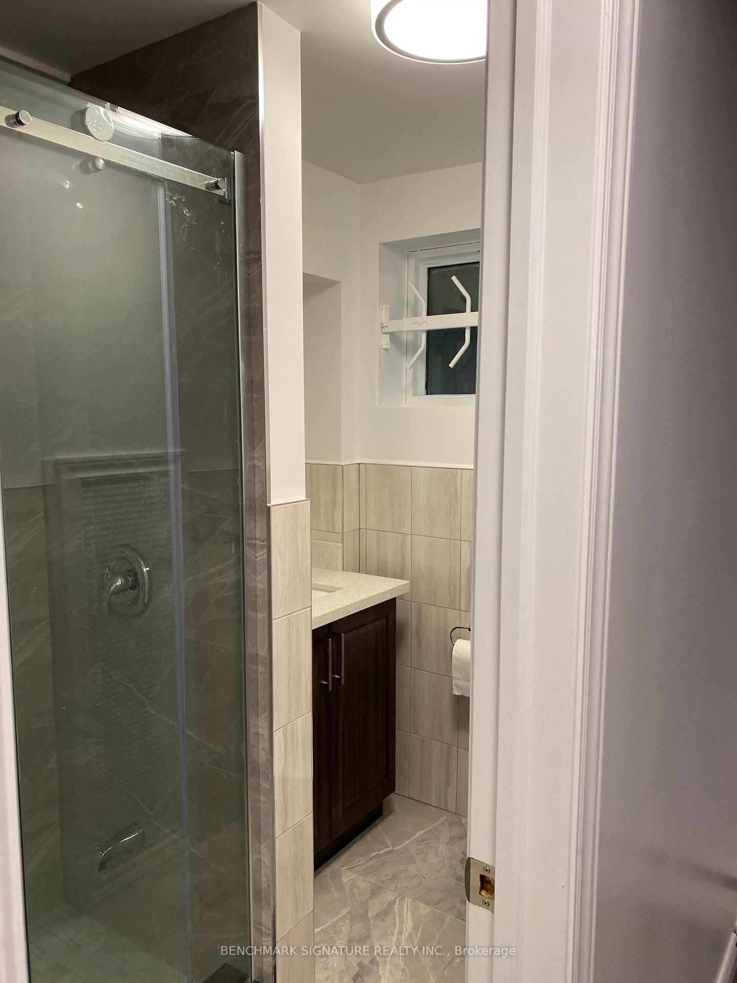 575 Birchmount Road, Unit B - Photo 5
