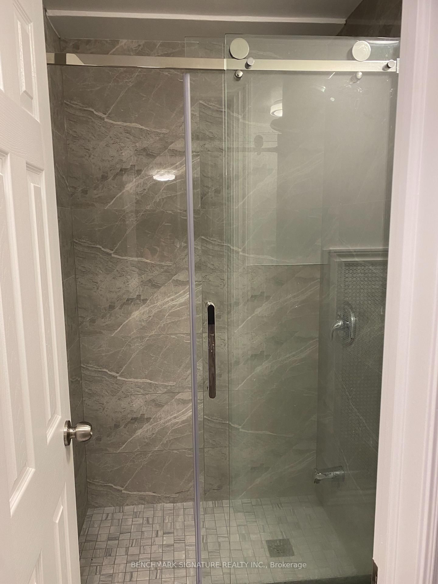 575 Birchmount Road, Unit B - Photo 6