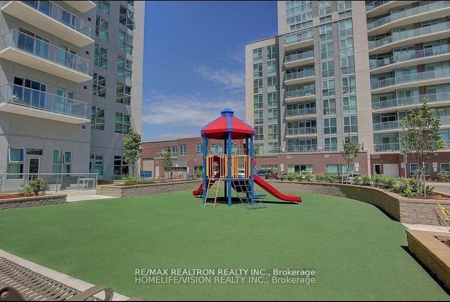 2152 Lawrence Avenue E, Unit PH08 - Photo 12