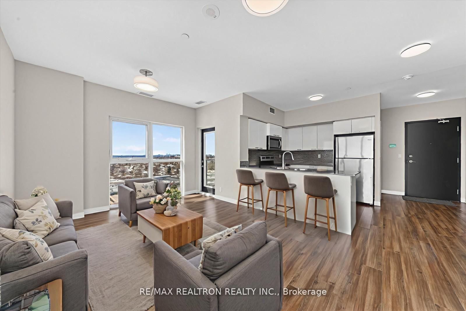 2152 Lawrence Avenue E, Unit PH08 - Photo 19