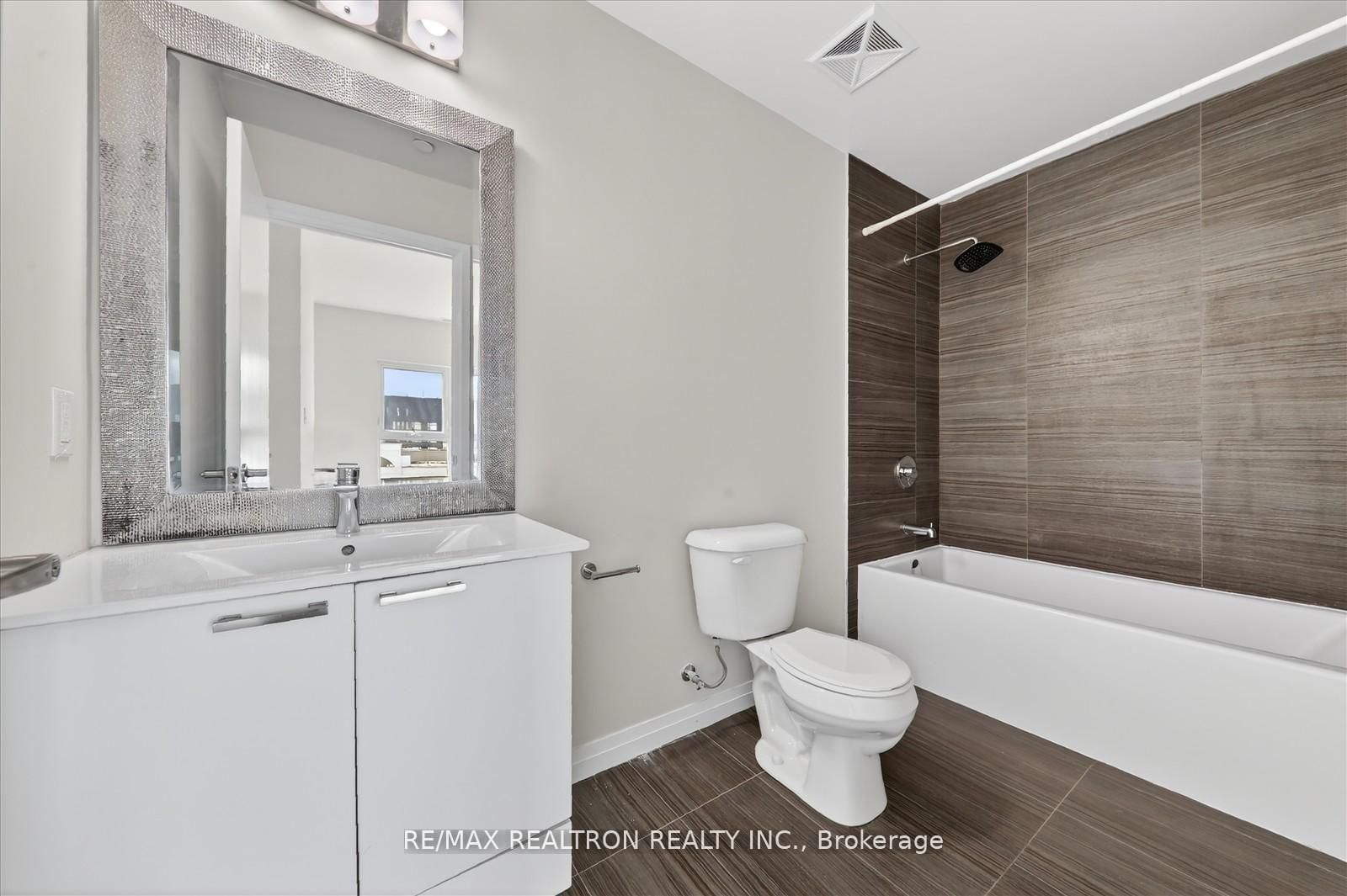 2152 Lawrence Avenue E, Unit PH08 - Photo 33