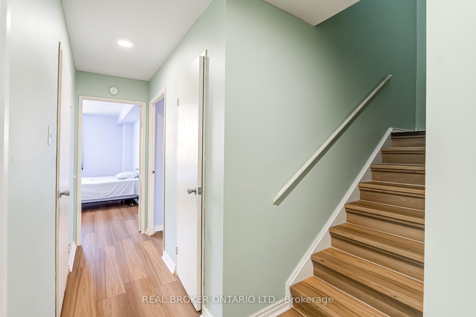 4060 Lawrence Avenue E, Unit 402 - Photo 15