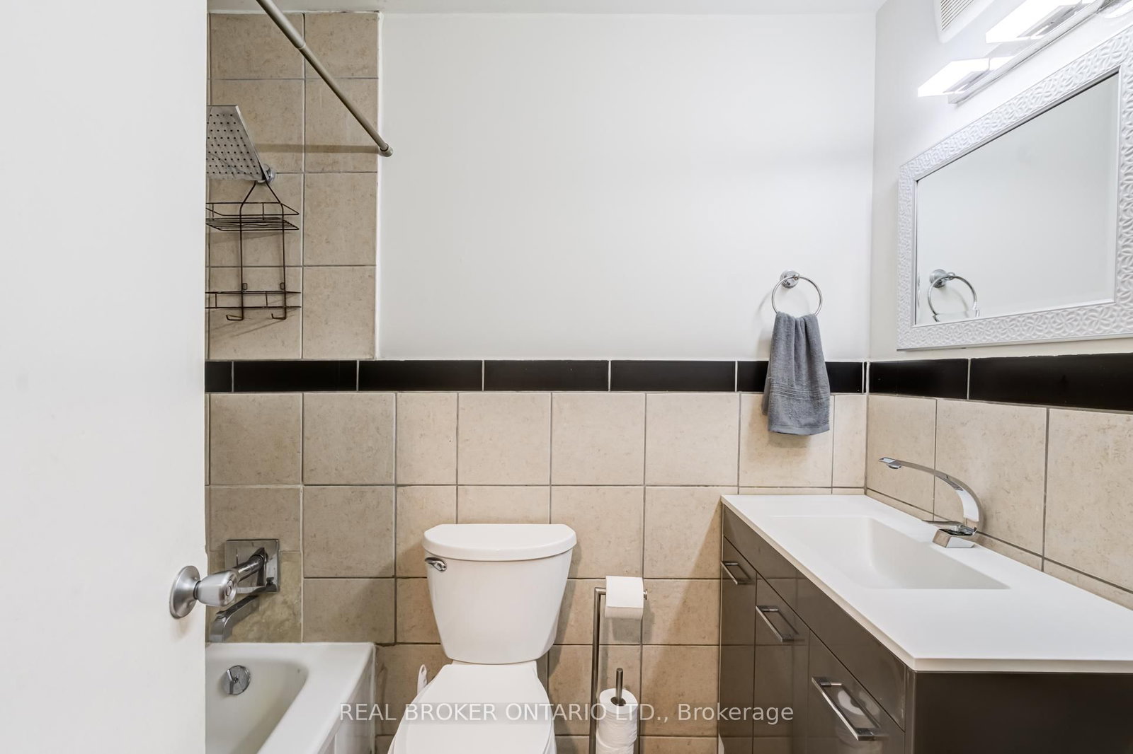 4060 Lawrence Avenue E, Unit 402 - Photo 20