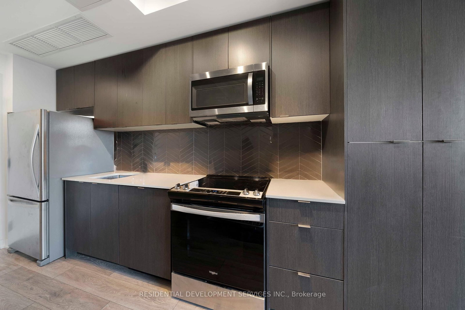 1608 Charles Street, Unit 185 - Photo 16