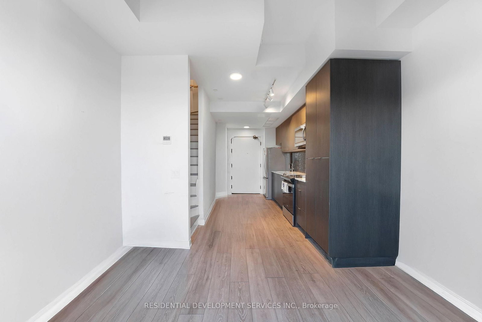 1608 Charles Street, Unit 185 - Photo 18