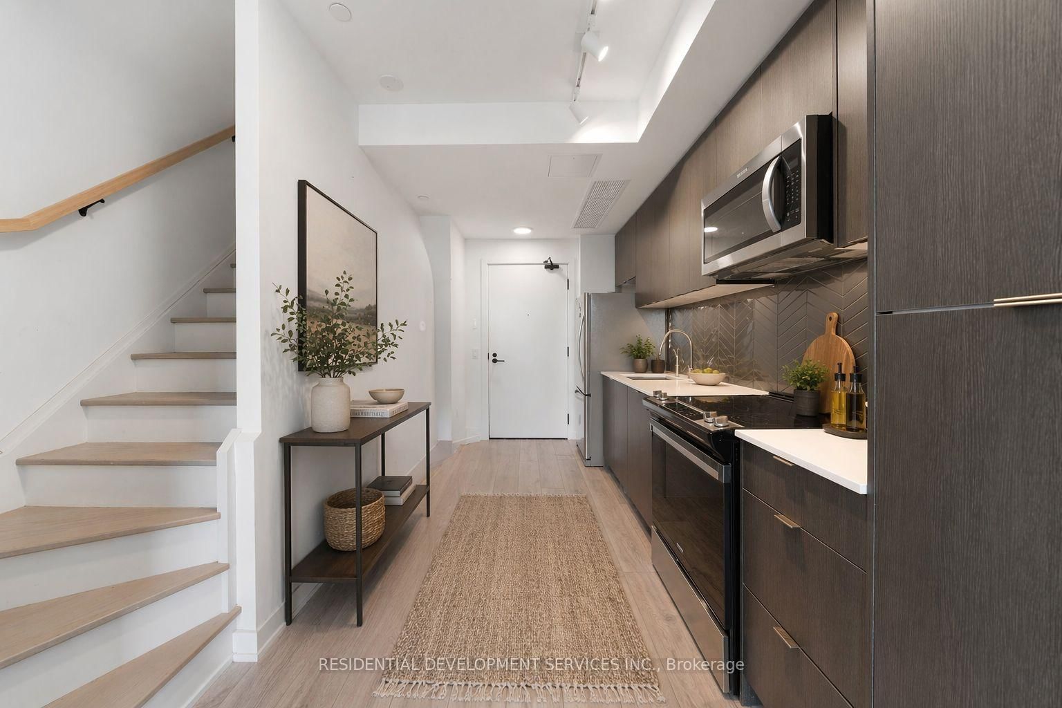 1608 Charles Street, Unit 185 - Photo 2