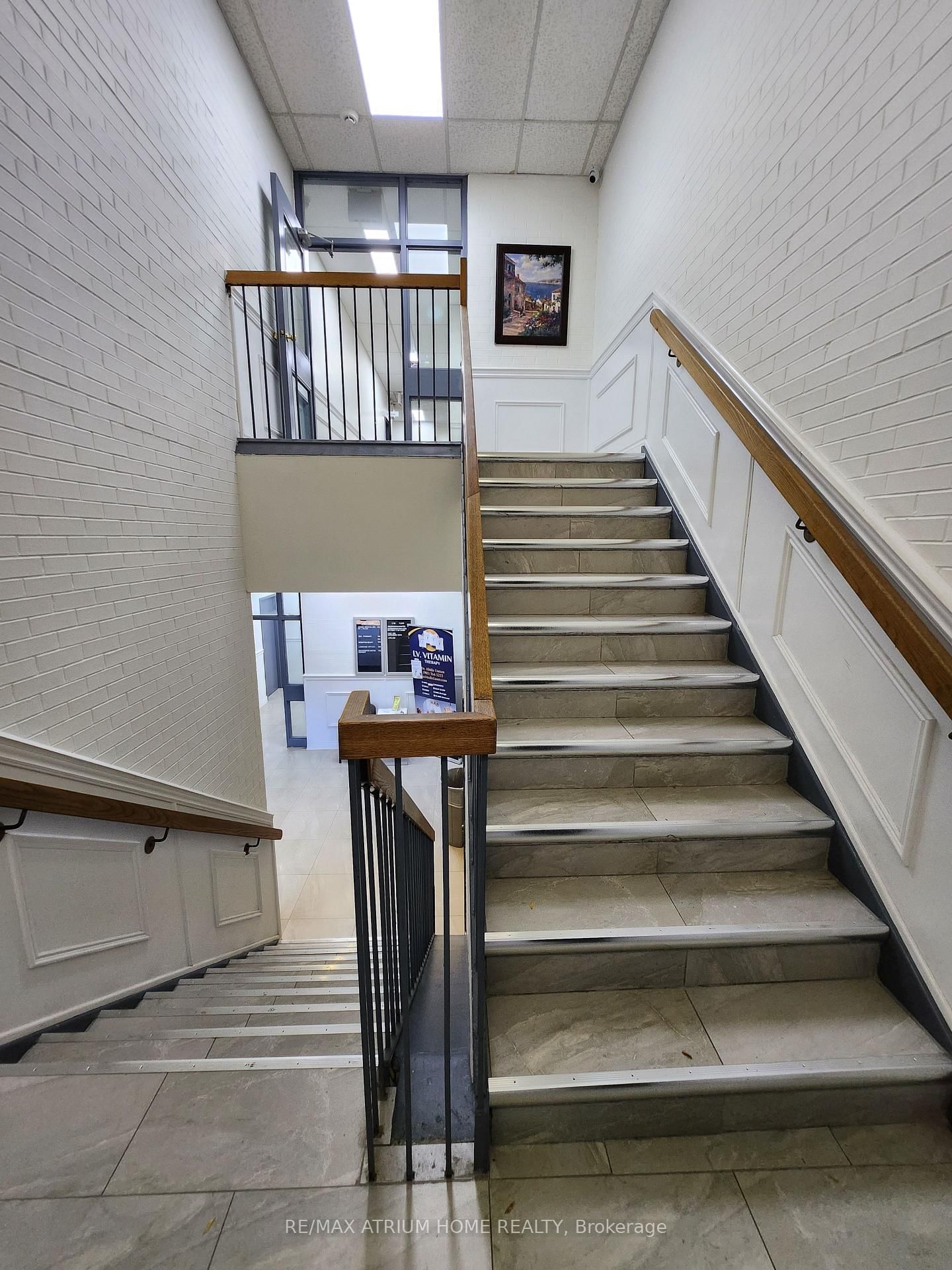 4125 Lawrence Avenue E - Photo 9